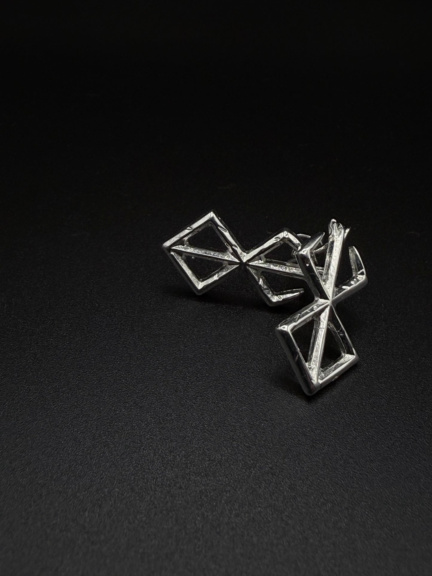 Aretes Marca del Sacrificio